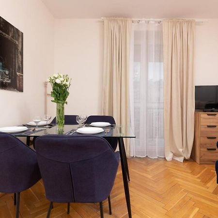 City Center Apartment Elektoralna By Noclegi Renters Varsóvia Exterior foto